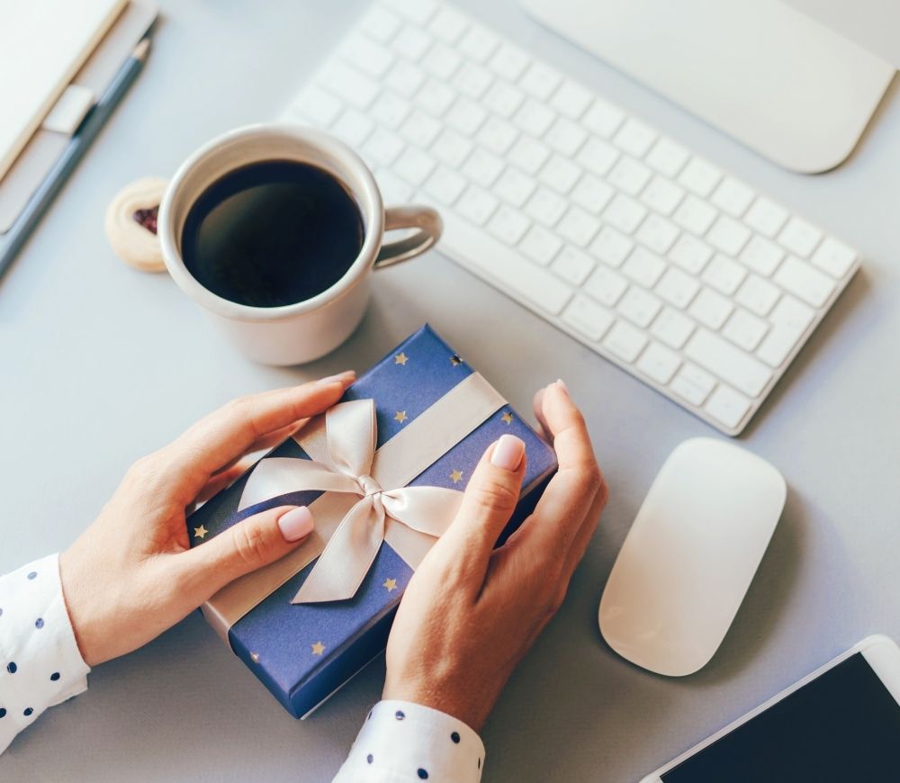 Retain Employees Through the Language of Appreciation Gift Giving